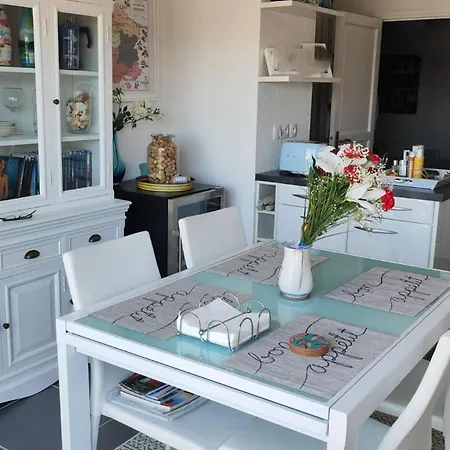 Appartement Renove 2 Avec Parking Au Barcares - Fr-1-195-121 Le Barcarès